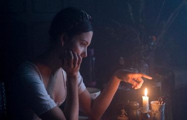 Tráiler USA de la adaptación de "Carmilla" dirigida por Emily Harris