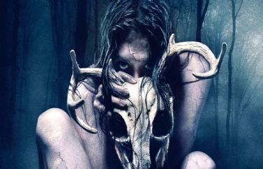 Crítica de "Madre Oscura" (*** y ½). Un título que logra mucho con poco y su guion tiene más ideas de lo que parece a simple vista