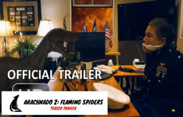 Arañas en llamas, dinosaurios con ébola y zombis por el 5G... Teaser de "Arachnado 2: Flaming Spiders"