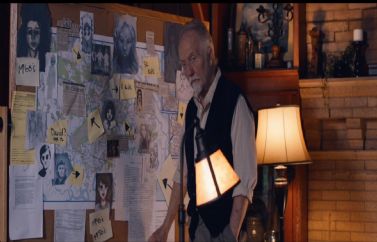 Tobin Bell en el tráiler oficial de "Let Us In"