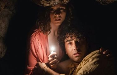 Entrevistamos a Alex Wolff y Thomasin McKenzie, protagonistas de "Tiempo"