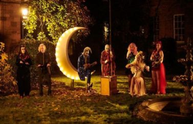 Tráiler español de "The Show", el título escrito por Alan Moore que Filmin estrenará el día 20