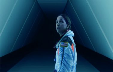Tráiler final español de "Moonfall", lo nuevo de Roland Emmerich