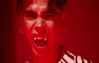 Tráiler Oficial de la vampírica "So Vam"
