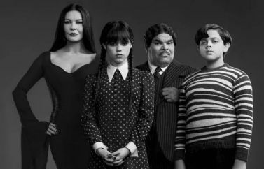No tendremos "Miércoles", la serie de Tim Burton, a tiempo para Halloween