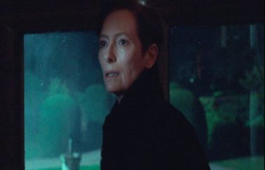 Tráiler de "The Eternal Daughter", fantasmas, A24 y Tilda Swinton