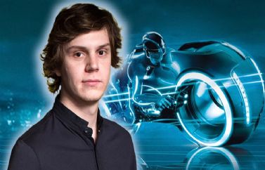 Evan Peters acompañará a Jared Leto en "Tron 3"