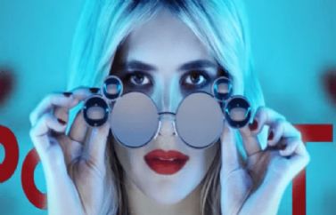 Emma Roberts en el nuevo póster de "American Horror Story: Delicate"