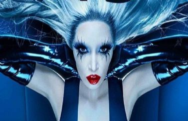 Kim Kardashian en los nuevos pósters de la T12 de "American Horror Story"