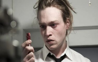 Luc Besson prepara un título sobre los orígenes de Dracula con Caleb Landry Jones