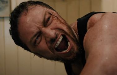 Crítica de "No Hables con Extraños", un título escalofriante y brutal que no tiene nada que envidiar a la película original