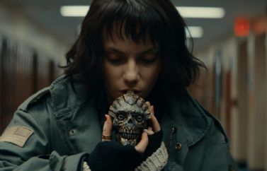 Entrevistamos a Corin Hardy, director de "Whistle: El Silbido del Mal". ¡Hoy estreno en cines!