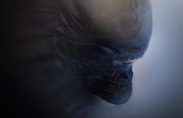 Alien Desde las Sombras, narrado por María Luisa Solá. Escúchalo gratis ahora