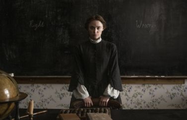 Maika Monroe interpreta a una asesina en serie en el tráiler de "Victorian Psycho"
