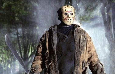 El primer capítulo de "Crystal Lake" explica por qué Jason Voorhees usa un machete en la saga "Viernes 13"