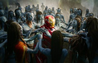James Cameron felicita a Marvel después de que 'Vengadores: Endgame' supere a 'Avatar' como la película más taquillera de la historia