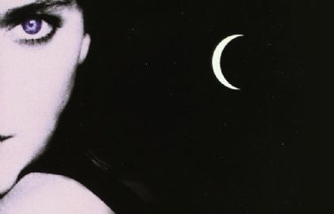 La adaptación de la saga vampírica 'La Casa de la Noche' cambia de directora e iniciará su rodaje el próximo año