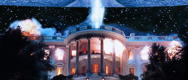 Oficial: Liam Hemsworth y Jeff Goldblum protagonizarán "Independence Day 2"