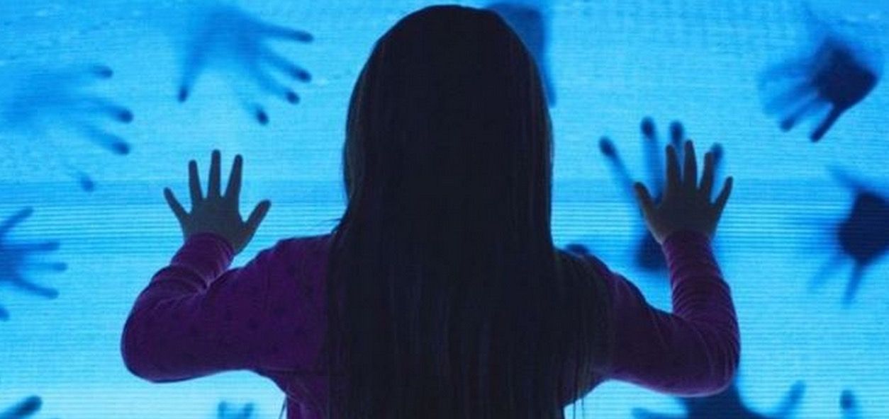 Spot español de "Poltergeist"