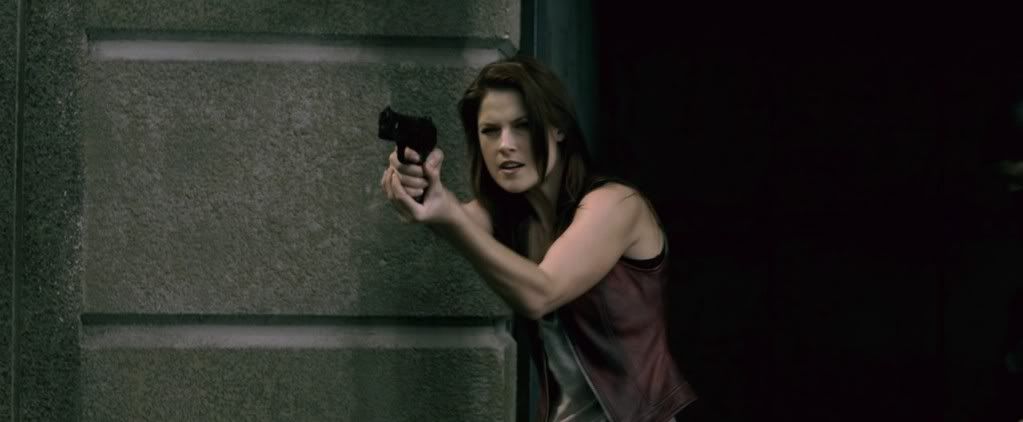 News: Ali Larter retornará como a personagem Claire, em Resident