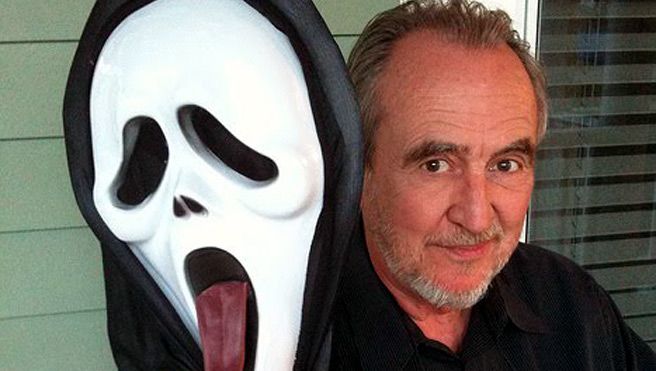 Courteney Cox,  John Carpenter, David Arquette, Kevin Smith... se despiden de Wes Craven en las redes sociales