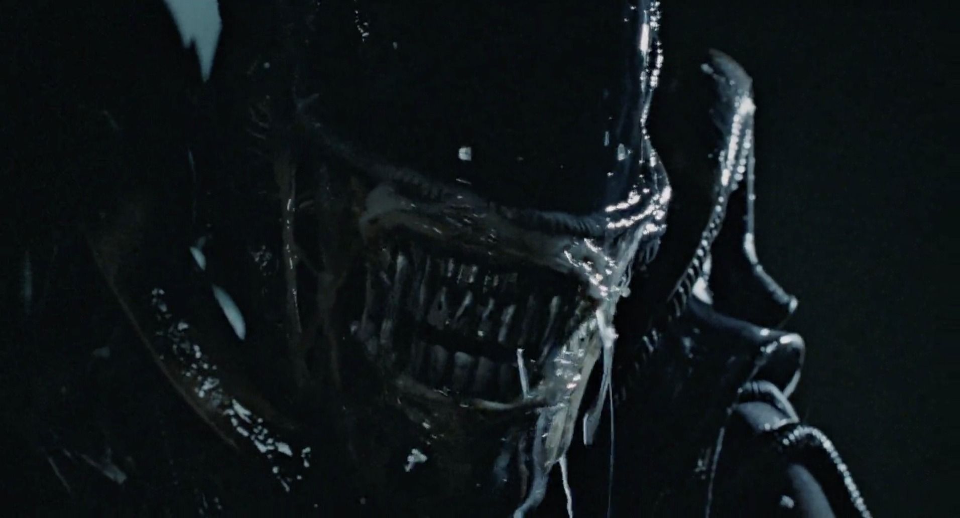 "Alien Covenant": Escóndete en el nuevo póster oficial de la película