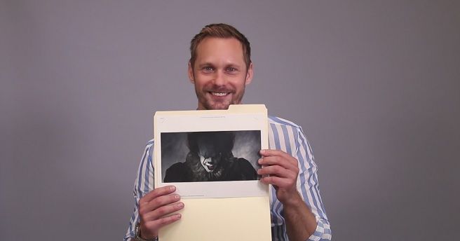 "IT": Así reaccionó Alexander Skarsgard al ver a su hermano como Pennywise