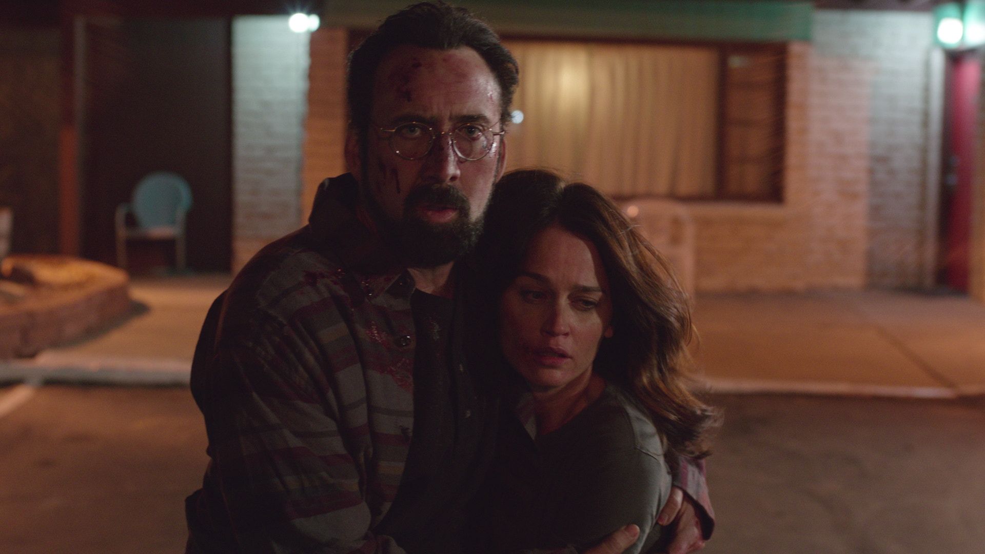 "Looking Glass": Tráiler del título con Nicolas Cage y un hotel chungo