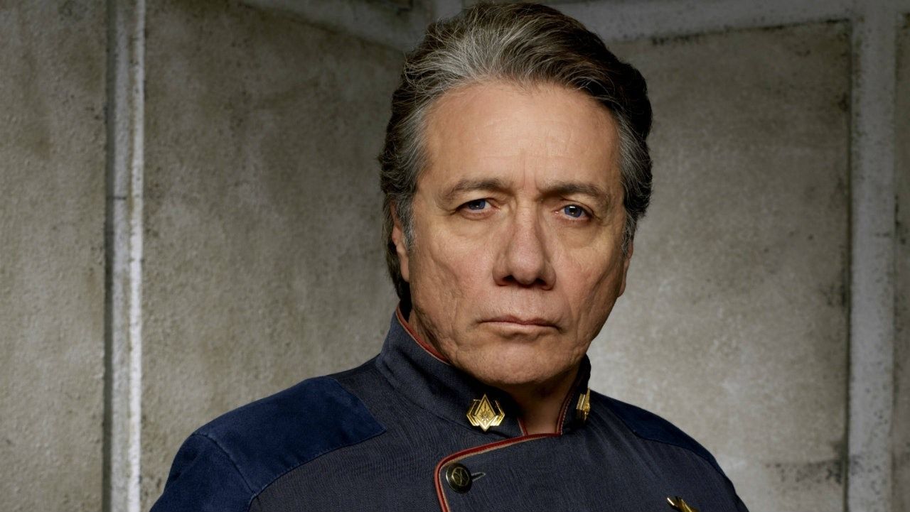 Edward James Olmos ha sido eliminado del montaje final de "PREDATOR"