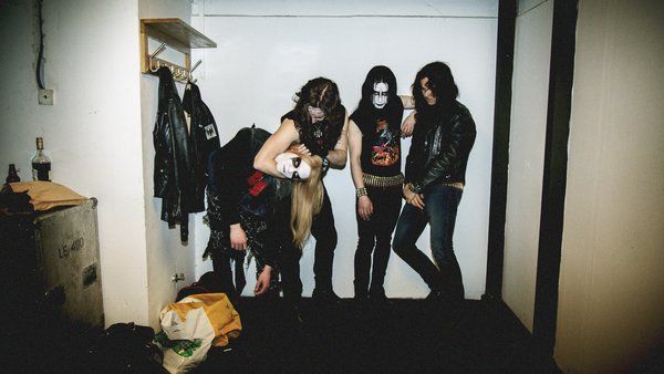 "Lords of Chaos": Tráiler del título sobre la rocambolesca historia de Mayhem