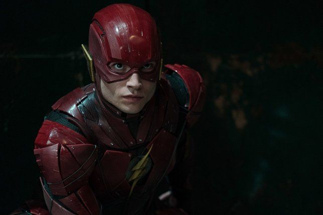 Warner Bros negocia con Andy Muschitti ("IT") para dirigir "The Flash"