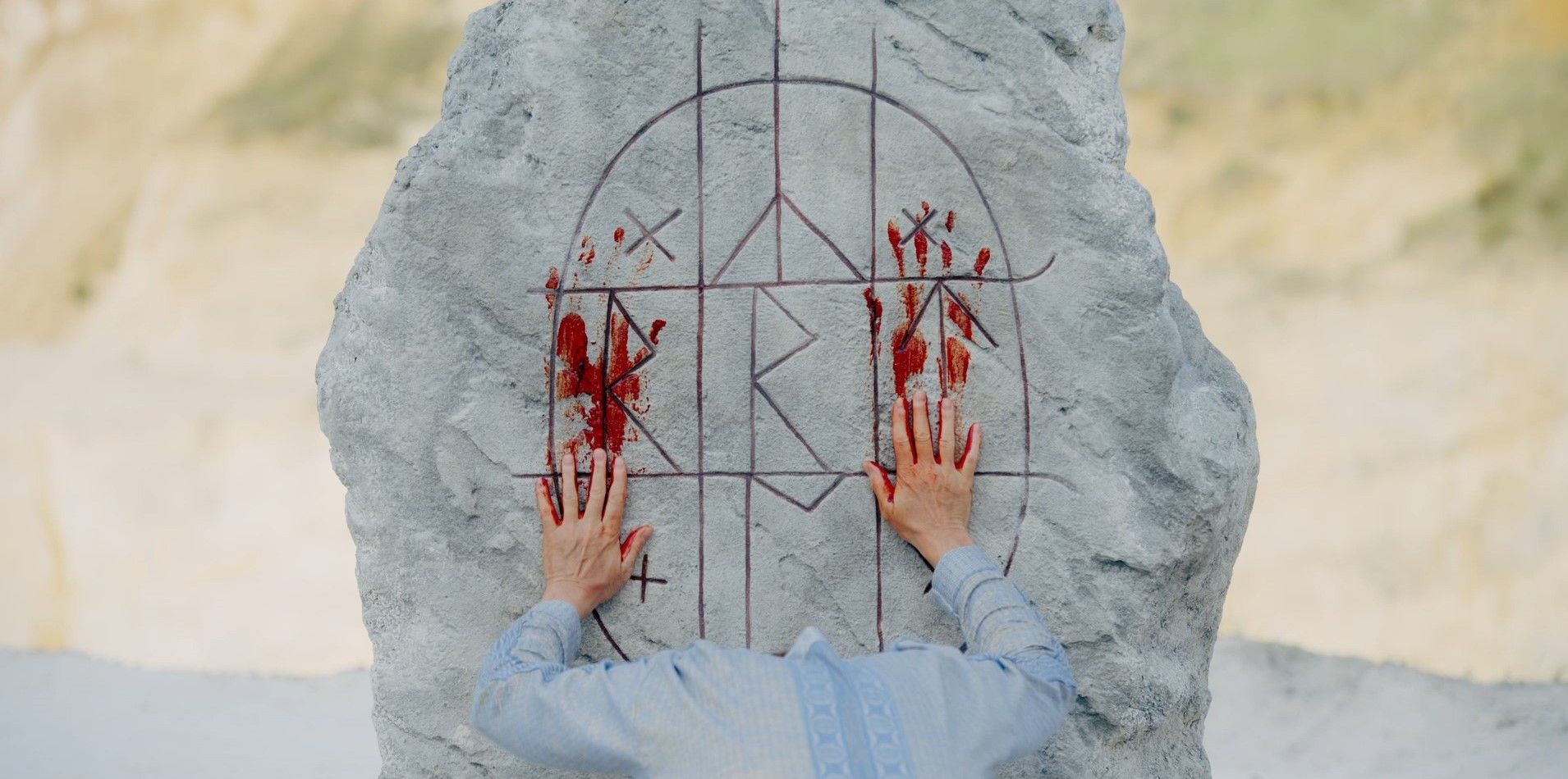 Crítica de "MidSommar". Un viaje a las tinieblas tan salvaje como visualmente memorable.
