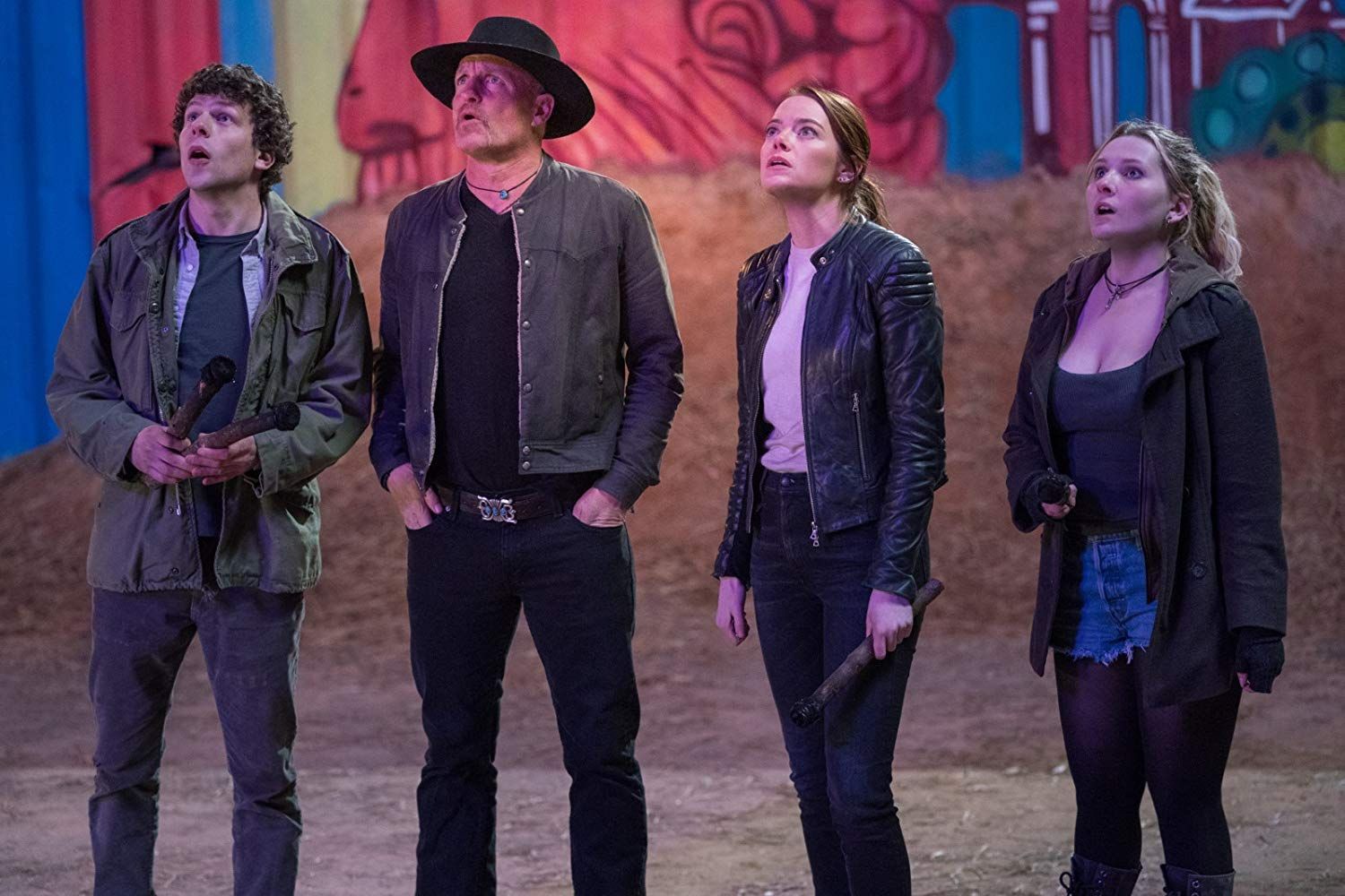 Crítica de "Zombieland: Mata y Remata". Gore, gags y un Woody Harrelson pasándoselo en grande.