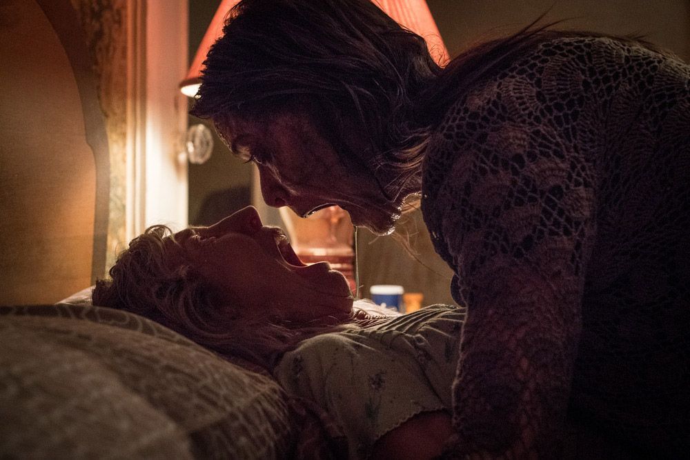 Red Band Trailer de "La Maldición", el título producido por Sam Raimi