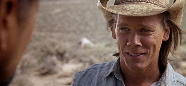 Kevin Bacon sigue insistiendo en un reboot de "Temblores"