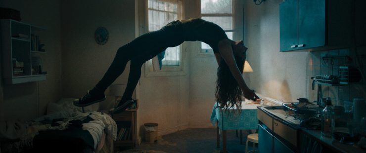 Póster e imágenes de "Saint Maud", lo nuevo de A24 ("Hereditary", "MidSommar")