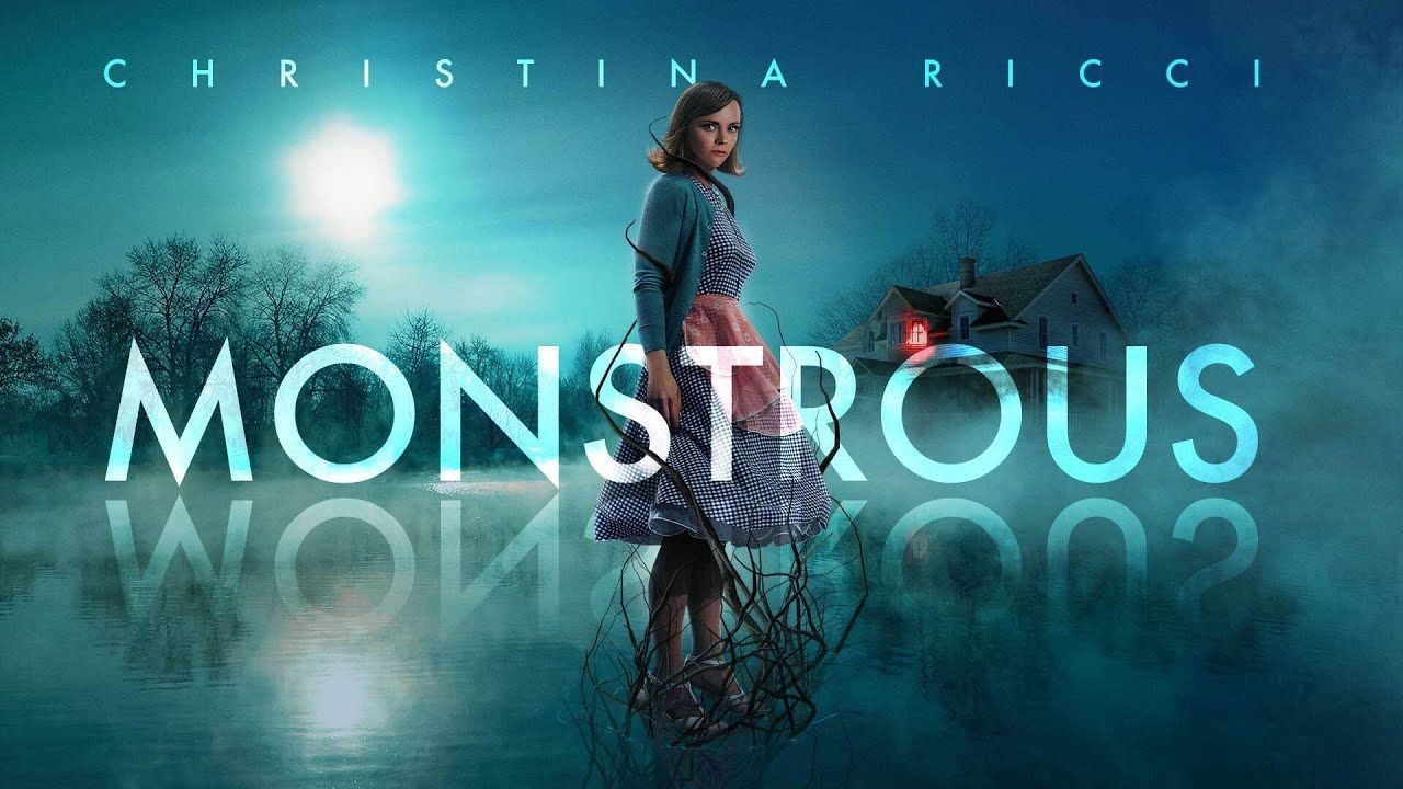 Christina Ricci en el tráiler español de "Monstrous". Estreno el viernes en cines.