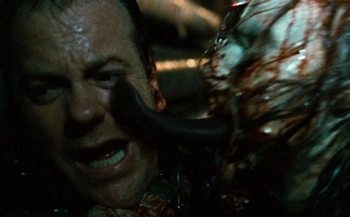 "Reflejos" llega a Prime Video. ¿Merece la pena la película de Alexandre Aja protagonizada por Kiefer Sutherland?