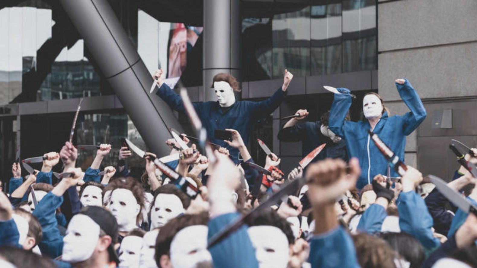 El videojuego de "Halloween" bate el Récord Guinness reuniendo a 254 personas disfrazadas de Michael Myers