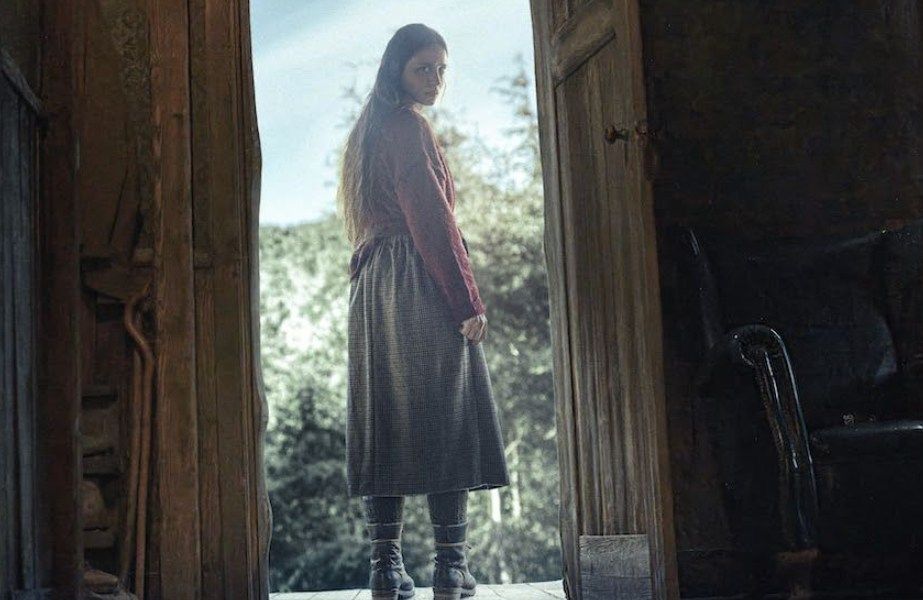 Michelle Jenner en el póster de "El Nido", la cinta de Hugo Stuven que llegará a los cines en julio