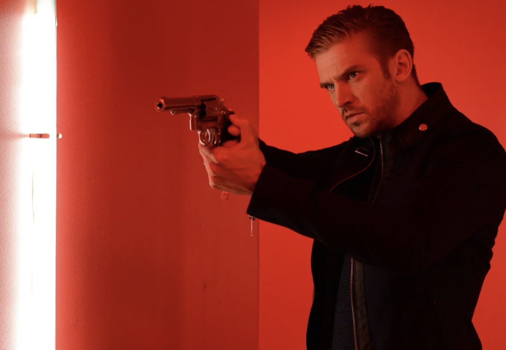 Dan Stevens protagonizará la serie de "Robocop" para Prime Video