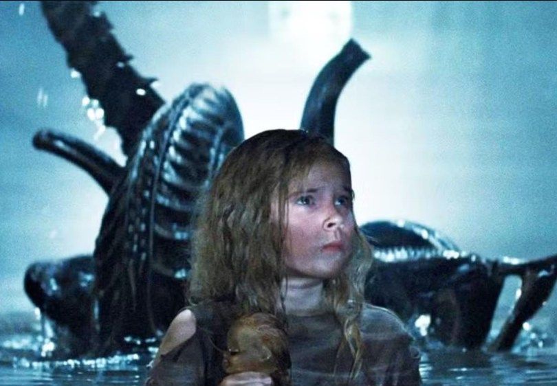 James Cameron critica 'Alien 3' por haberse cargado a los ...