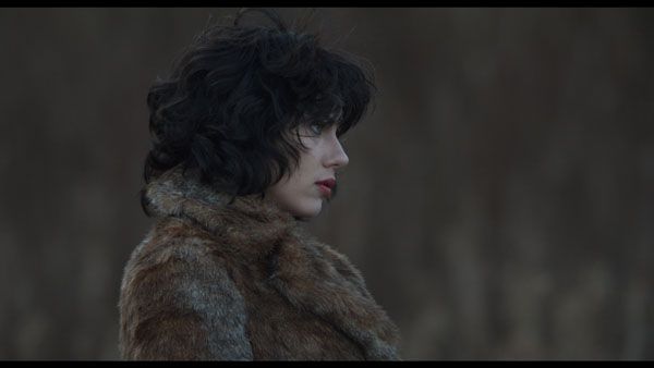Red Band Trailer Under The Skin