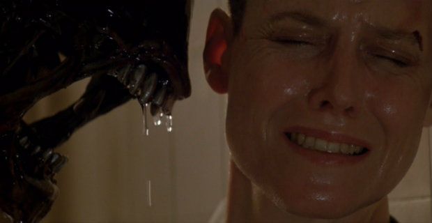 Sigourney Weaver raja de Alien vs Predator